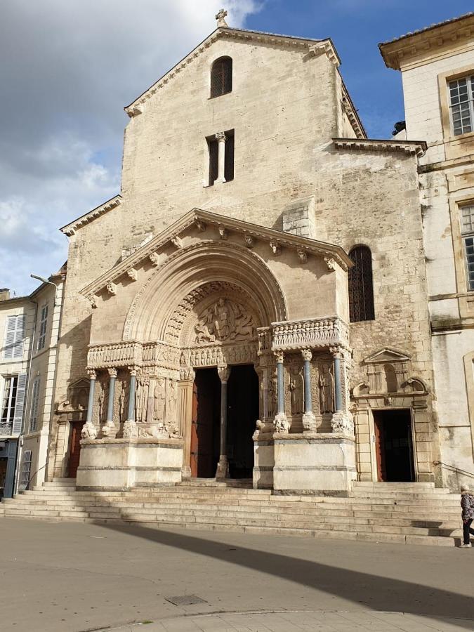 Appart Lumineux De L'Hotel De Ville Arles Zewnętrze zdjęcie
