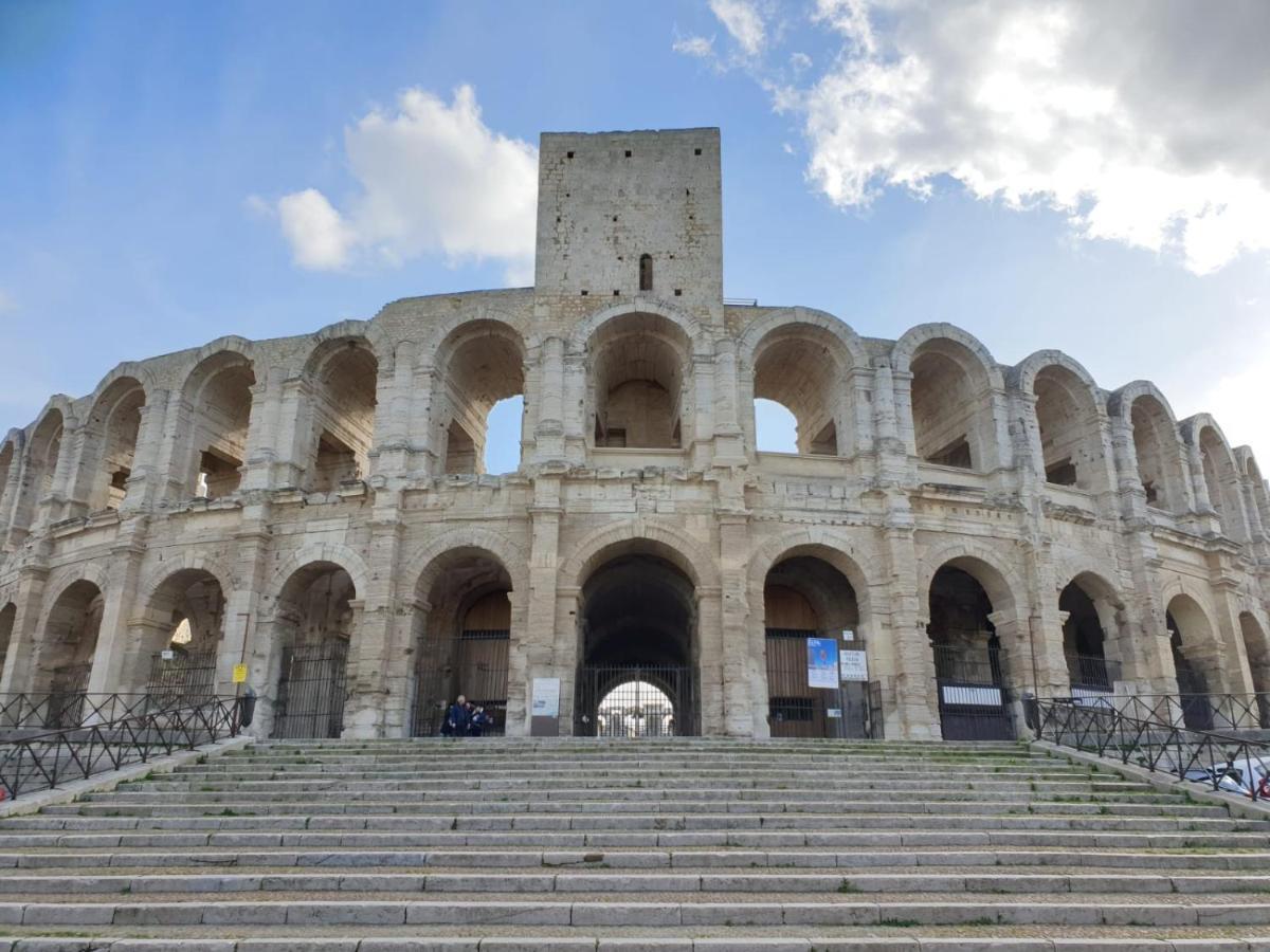 Appart Lumineux De L'Hotel De Ville Arles Zewnętrze zdjęcie