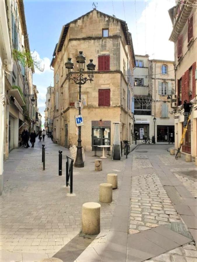 Appart Lumineux De L'Hotel De Ville Arles Zewnętrze zdjęcie