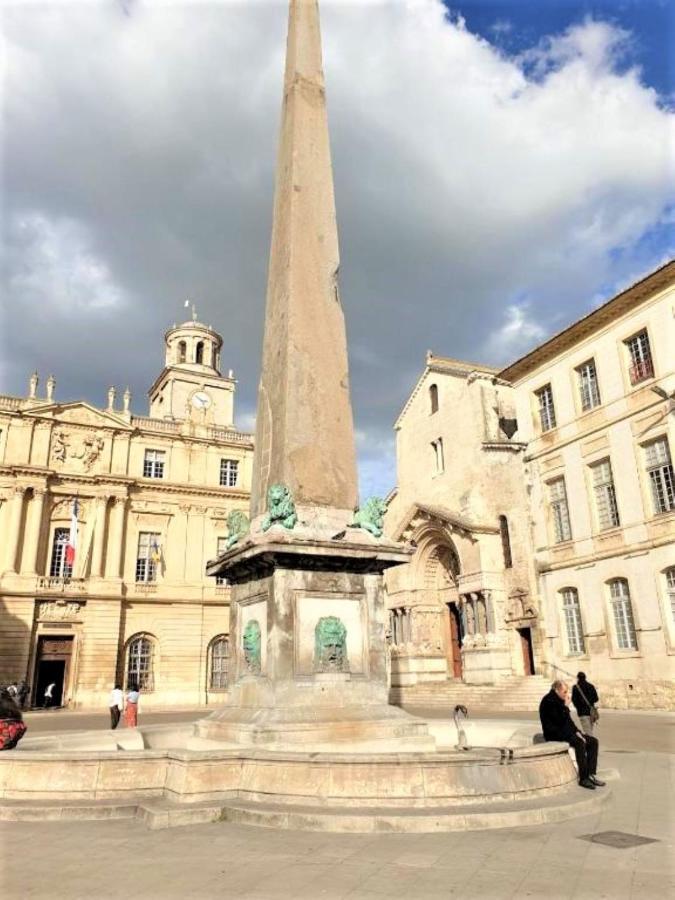 Appart Lumineux De L'Hotel De Ville Arles Zewnętrze zdjęcie
